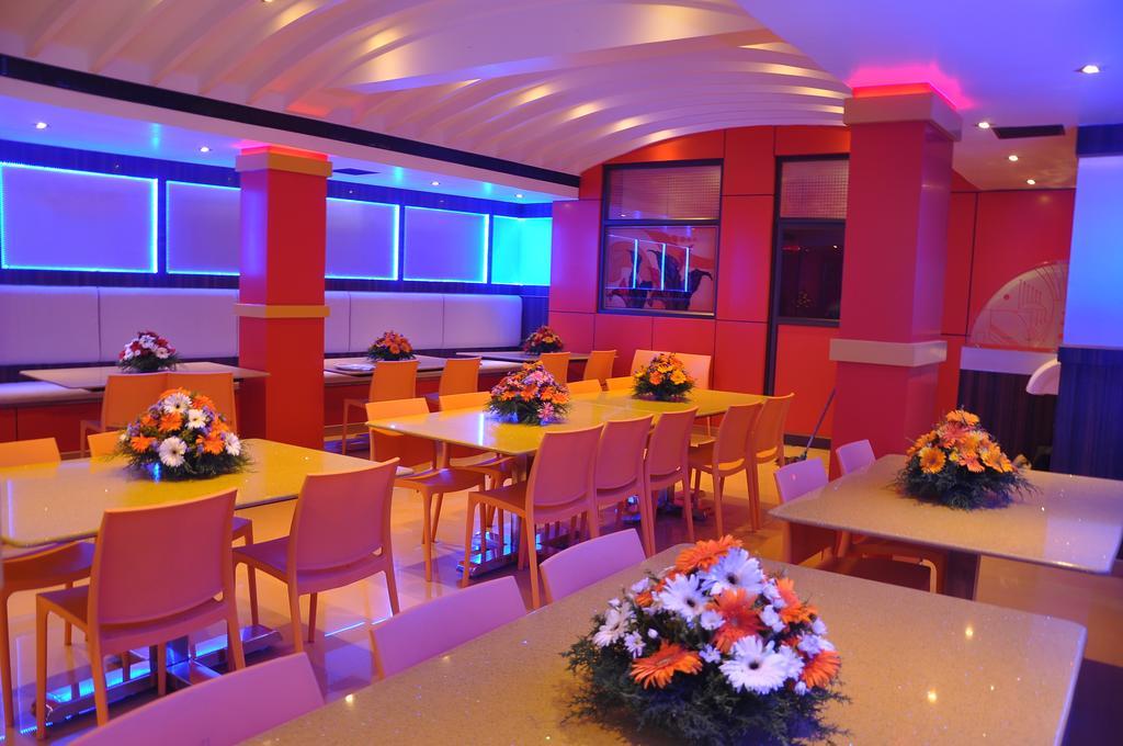 Hotel Tri Sea Канниякумари Экстерьер фото