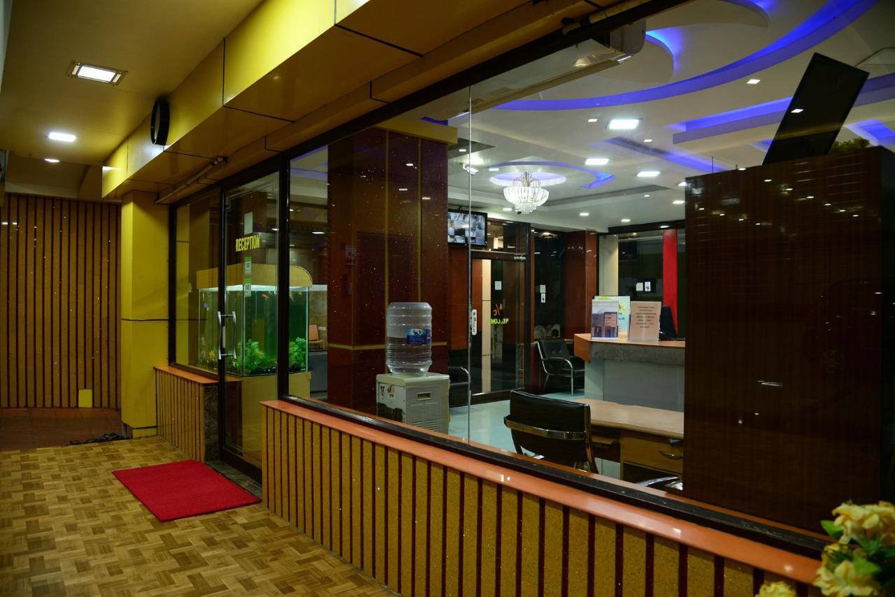 Hotel Tri Sea Канниякумари Экстерьер фото