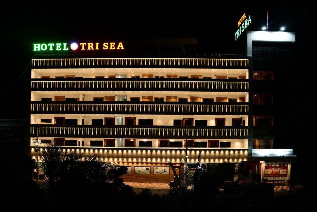 Hotel Tri Sea Канниякумари Экстерьер фото