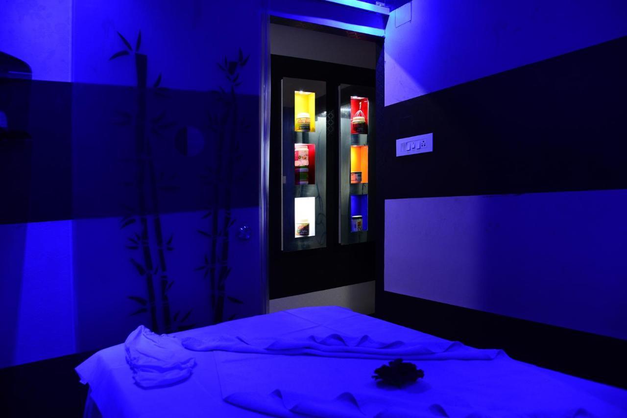 Hotel Tri Sea Канниякумари Экстерьер фото