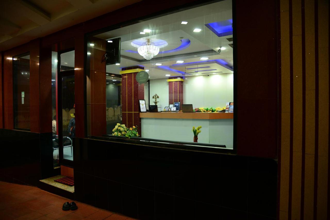 Hotel Tri Sea Канниякумари Экстерьер фото