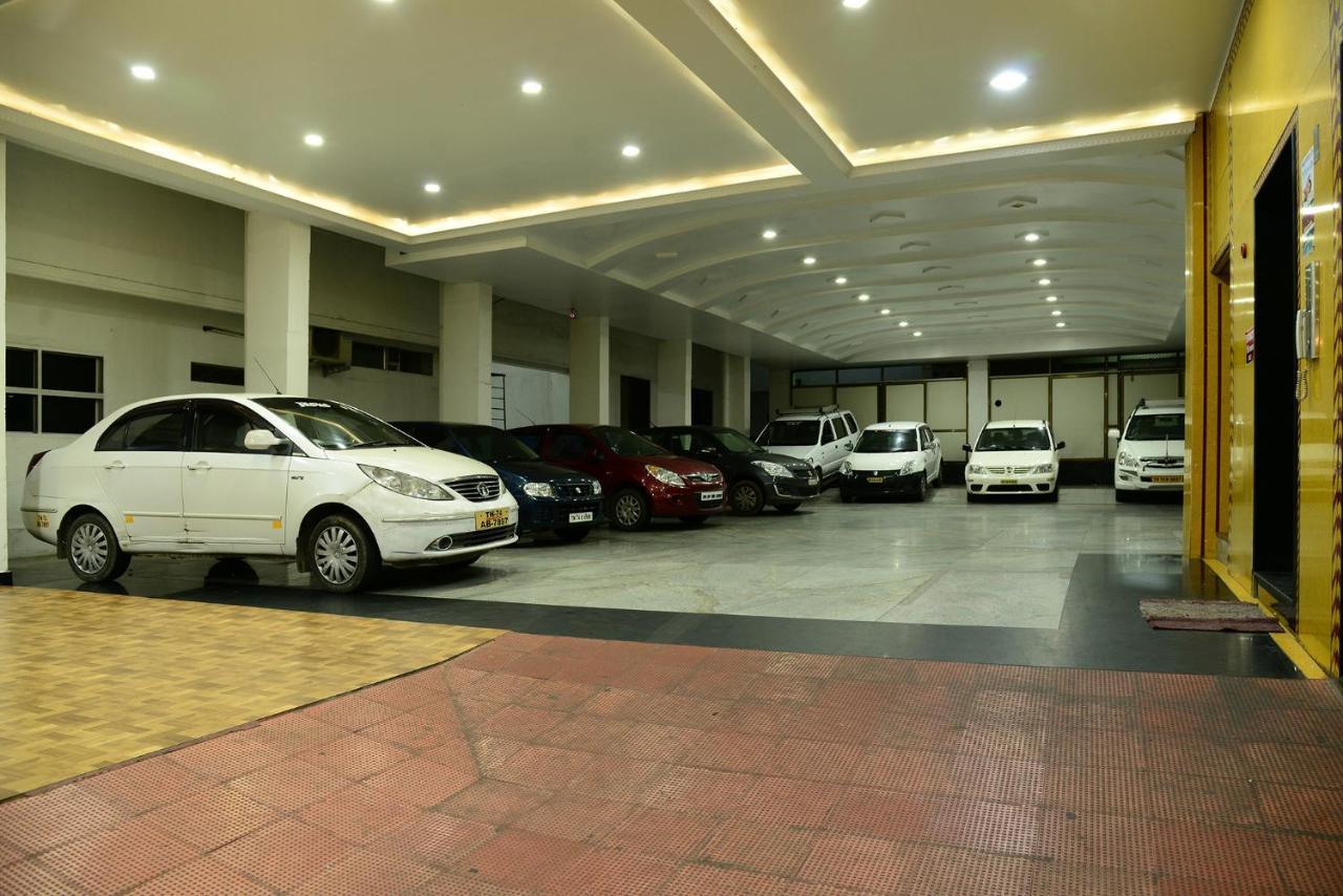 Hotel Tri Sea Канниякумари Экстерьер фото