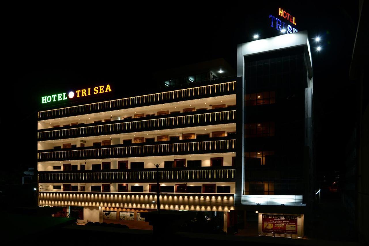Hotel Tri Sea Канниякумари Экстерьер фото