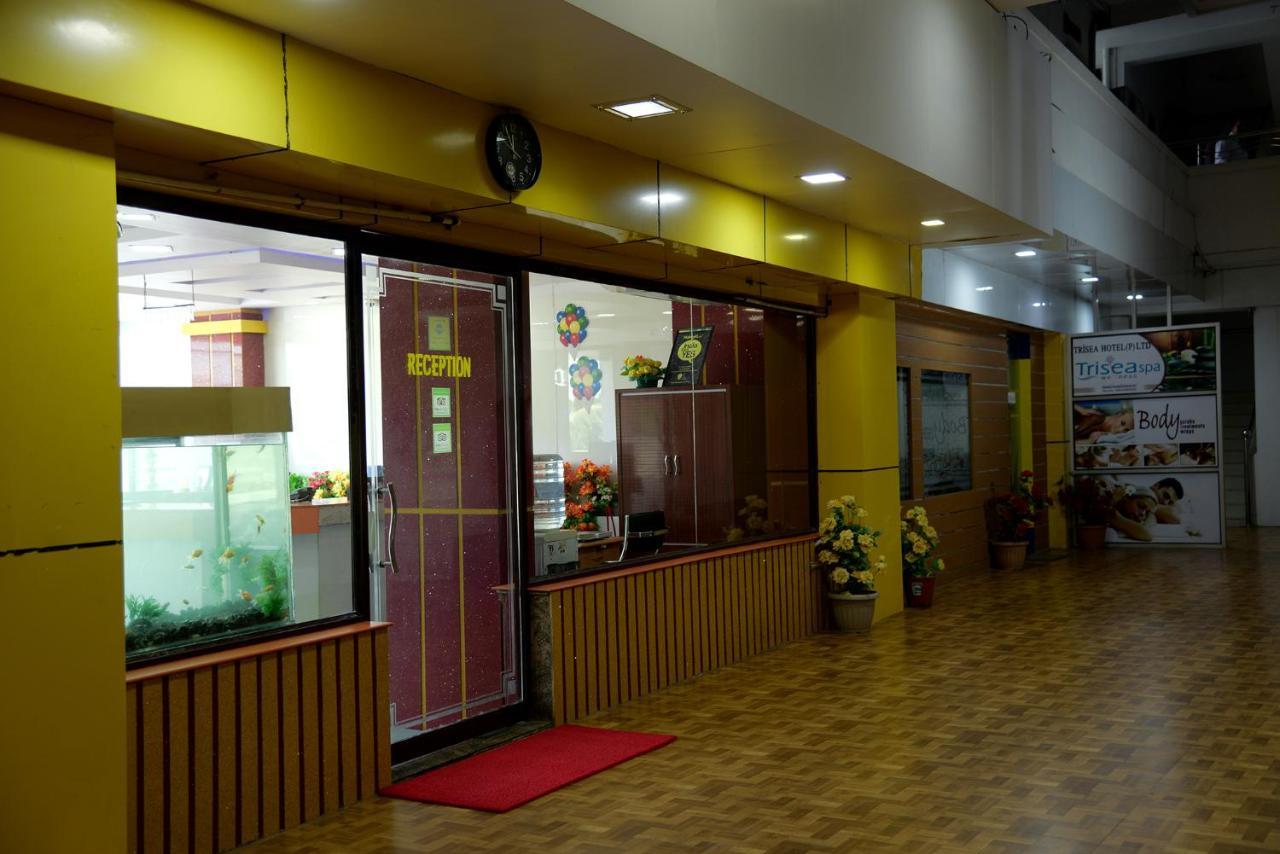 Hotel Tri Sea Канниякумари Экстерьер фото